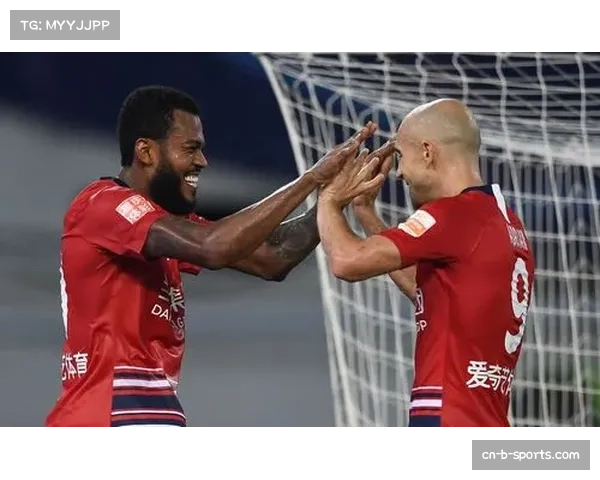 百慕大群岛老将兰贝宝刀未老 关键战役打入制胜球